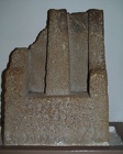 p018