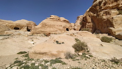 Petra Vale-02